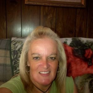 Meet your Posher, Antonia